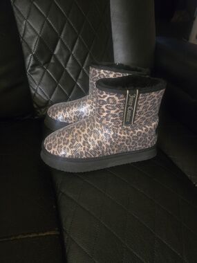 Juicy Couture Womens Leopard Sequin Boot - Pink/Brown